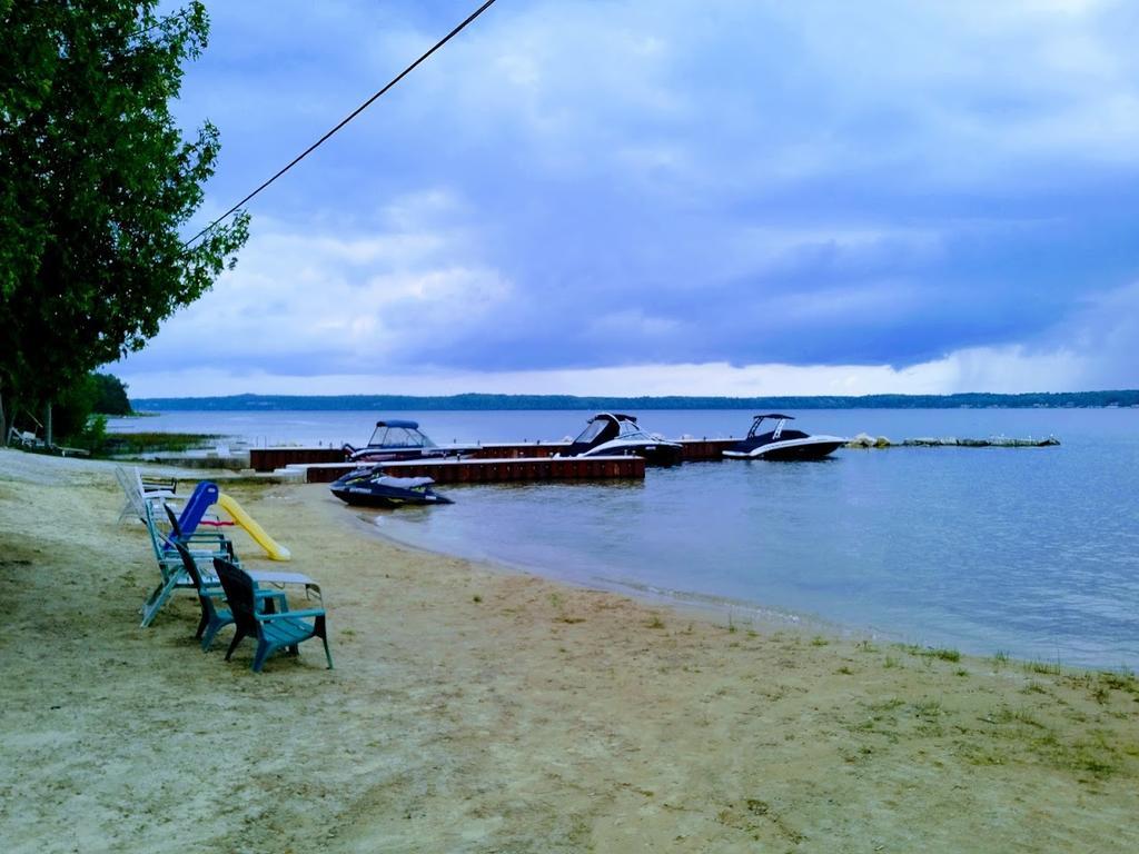 Bayshore Cottages ไวอาร์ตัน ภายนอก รูปภาพ